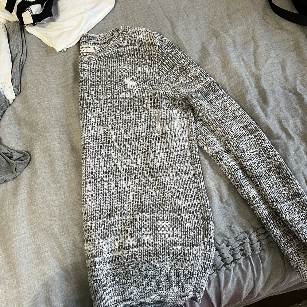 Abercrombie Kids girl sweater
